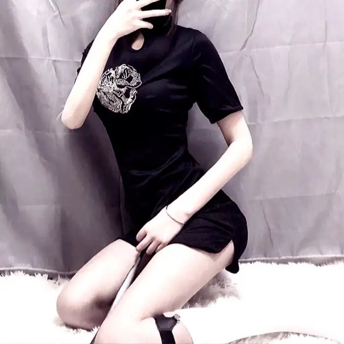 两个月亮